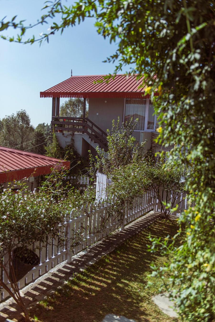 The Birdcage, Mukteshwar Hotel Buitenkant foto
